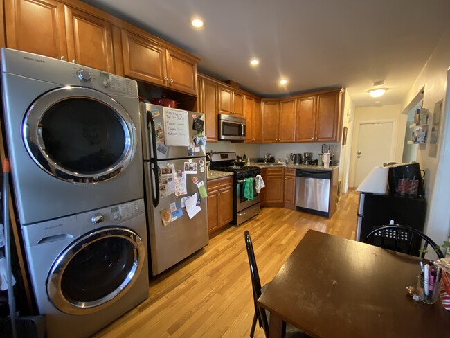 Photo - 11 Leverett St Unit 3