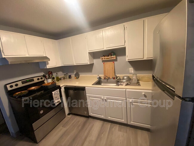 Photo - 20 Wolf Rd Condo Unit C44