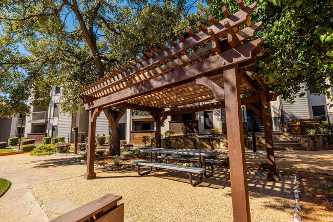 _UPDATED_Crosby-EXT-014-12022025-S - The Crosby