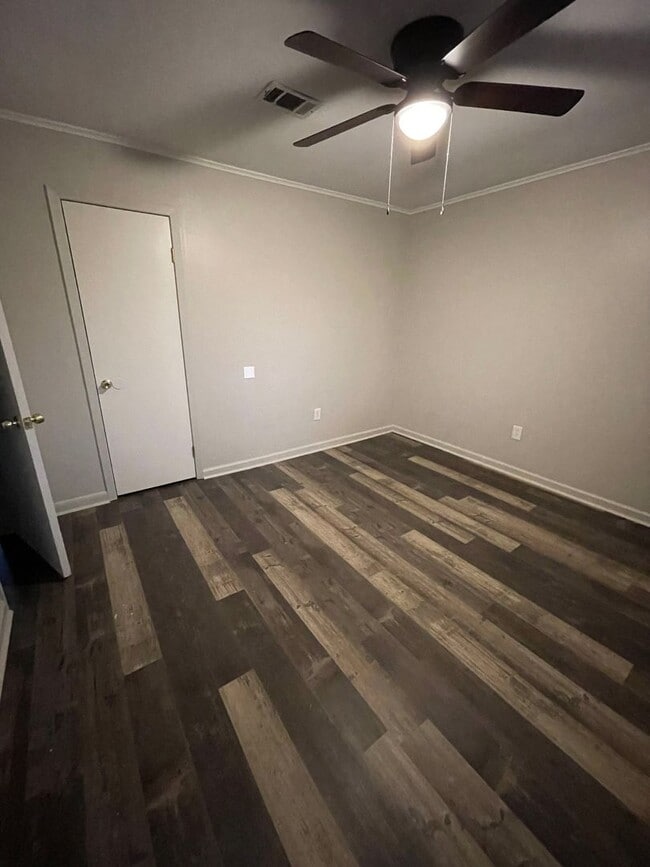 Photo - 406-408 Rogers Unit 408 B