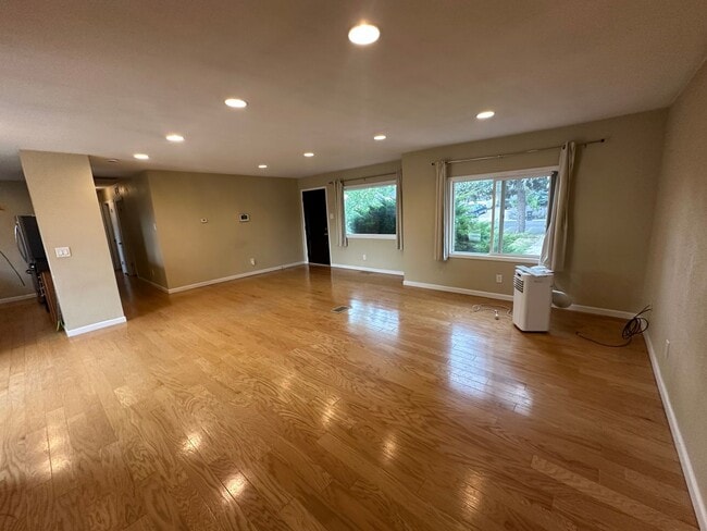 Photo - Great Location! Charming Ranch in University Hills- Large Lot!