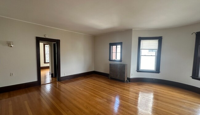 Photo - 72 Thurston St Unit 2A