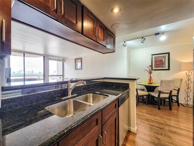 Photo - 3525 Sage Rd Unit 1605