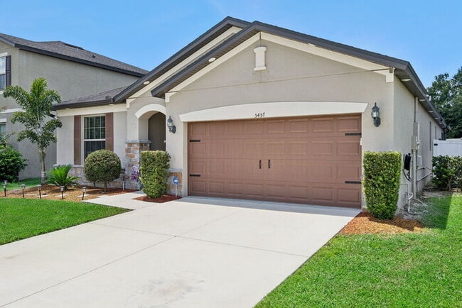 5457 Animosh Ct