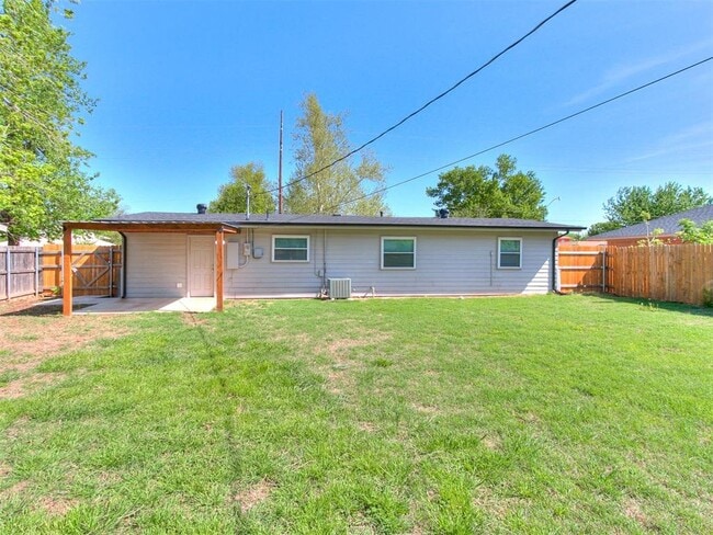 Photo - 1626 W Boyd St