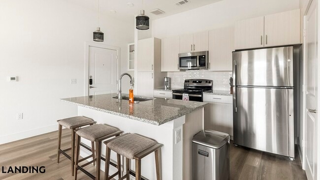 Photo - 116 Talon Grasp Trail Unidad 7310