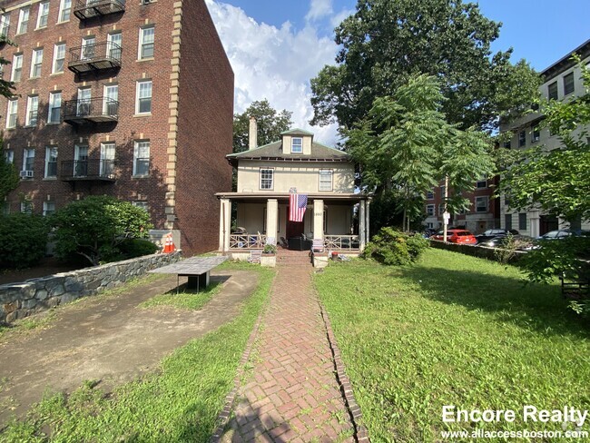 Building Photo - 1860 Commonwealth Ave Rental