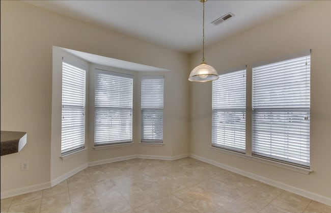 Photo - 259 Hadley Commons Dr