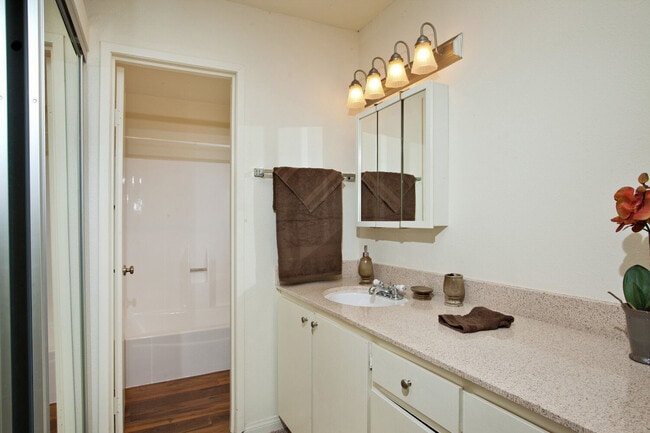 Photo - Elan Sandpiper Del Mar