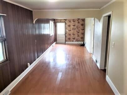 Photo - 551 Milkyway St S