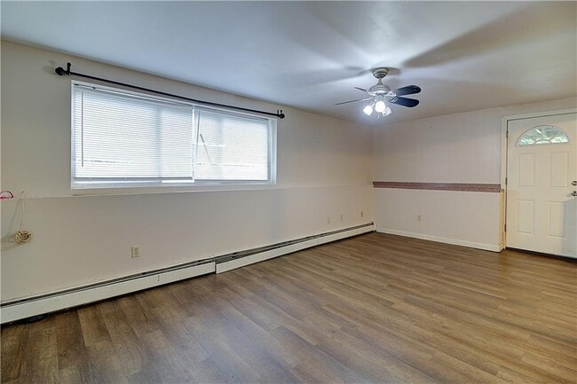 499 Farmington Ave