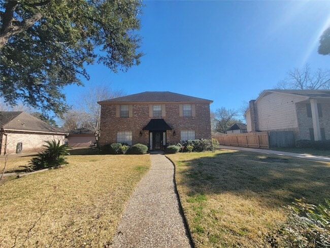 Building Photo - 4015 Chapel Square Dr
