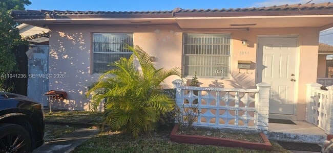 Building Photo - 3423 NW Flagler Terrace Unit 3423