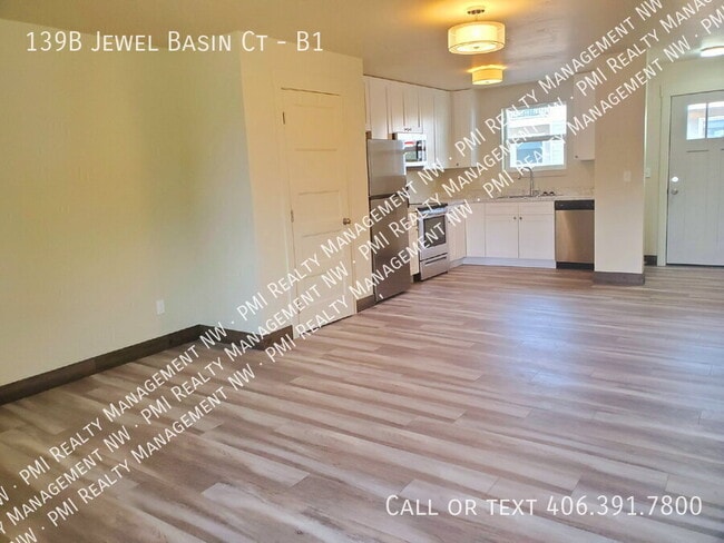 Building Photo - 139 Jewel Basin Ct Unit B1