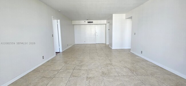 Photo - 3300 NE 191st St Unit LP08