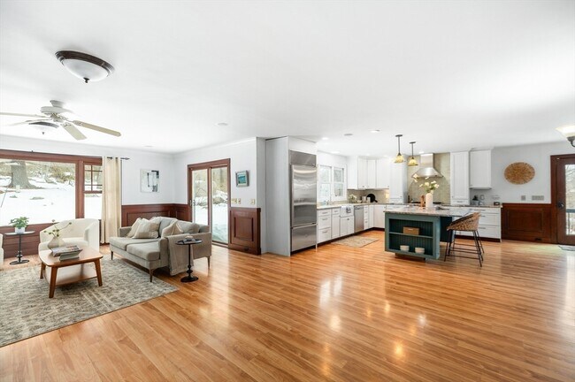 Photo - 32 Witham St