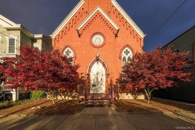 Photo - 428 State St