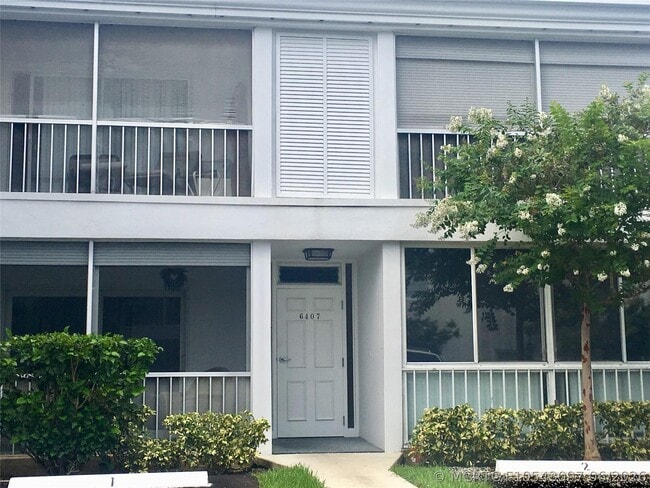 Photo - 6407 Bay Club Dr Unit Apt 1