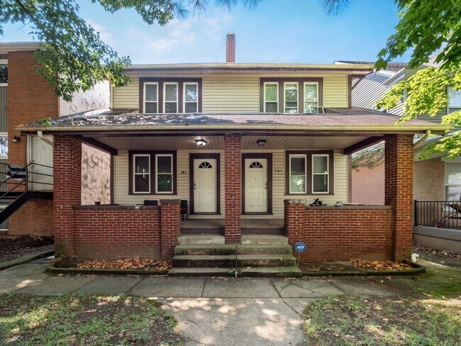 Photo - 385 E 13th Ave