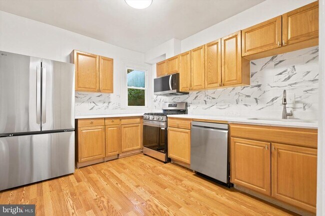 3146 Remington Ave Unidad 2