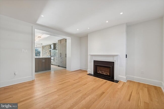 Photo - 767 Newtown Rd