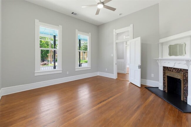 Photo - 1159 San Bernard St