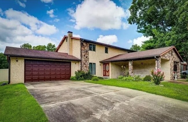 307 Britanna Dr