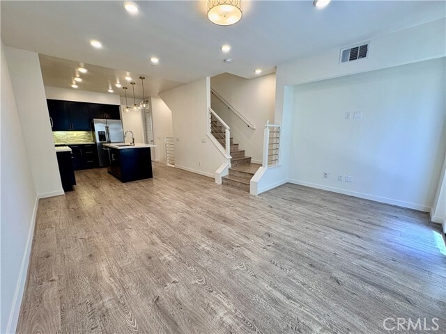 489 Rose Ct