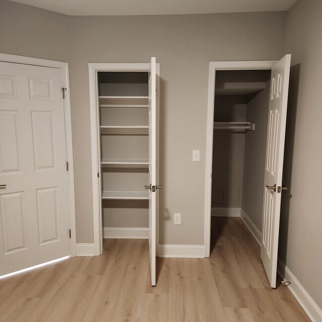 Photo - 1332 Adams St NE