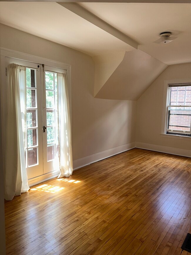 Photo - 4700 W Hutchinson St Unit 2