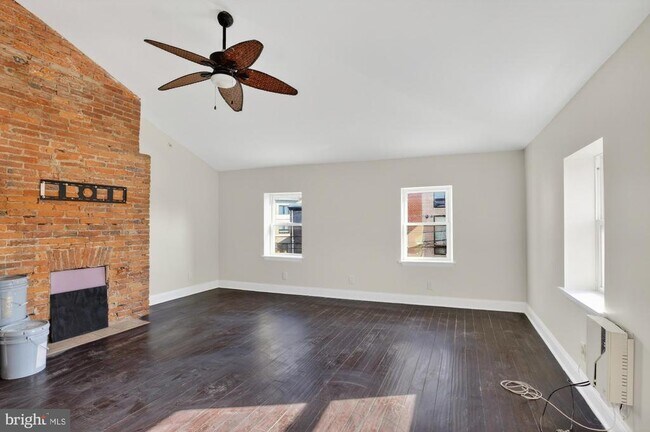 Photo - 1600 Frankford Ave Unit 3