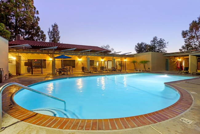 Building Photo - Alpine Village