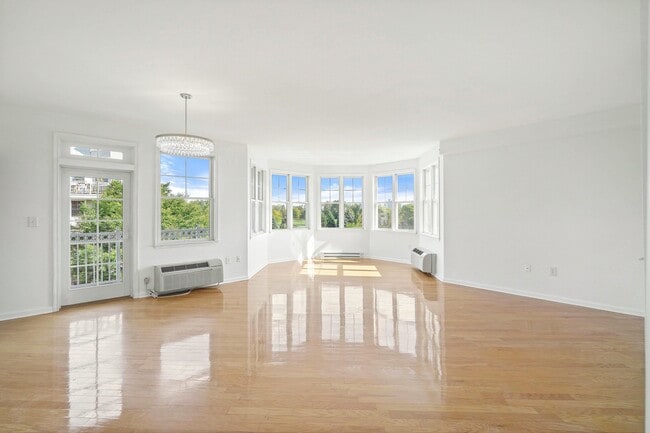 Photo - 30 Freedom Way Unidad 204