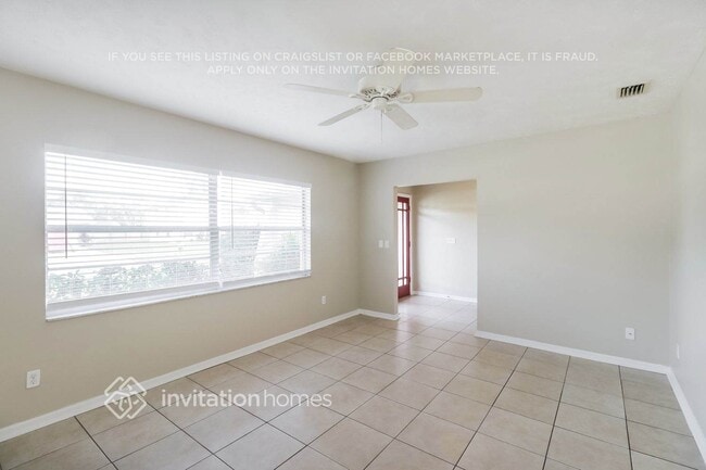 Photo - 205 Donatello Dr
