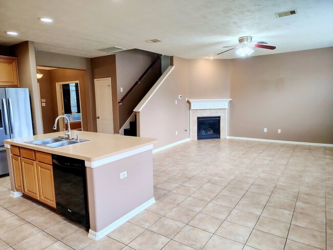Photo - 6126 Menor Crest Dr