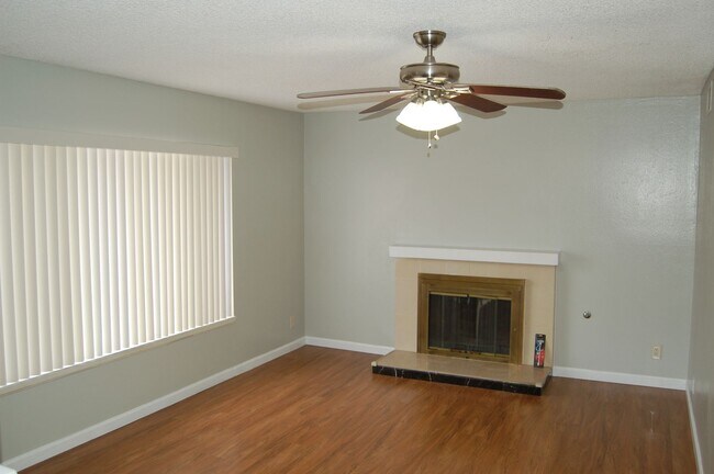 Photo - 7185 Acorn Ct