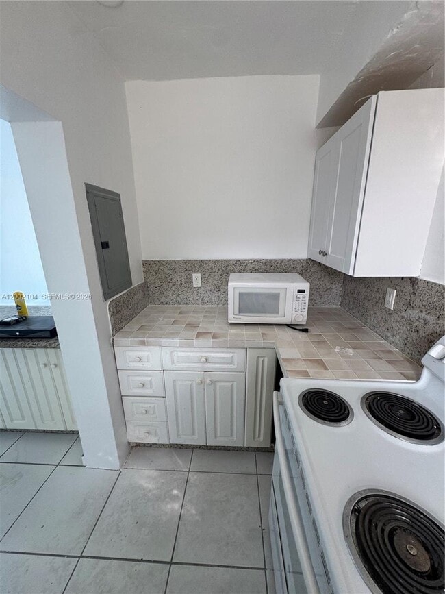 Photo - 10281 E Bay Harbor Dr Unit C3