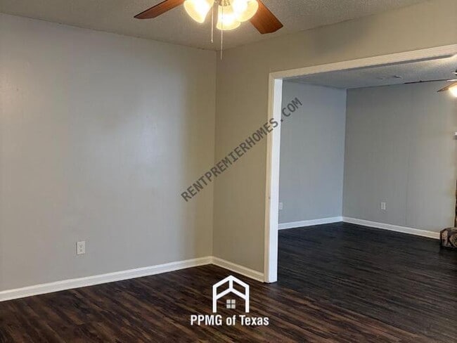 Photo - 6120 Butler Rd