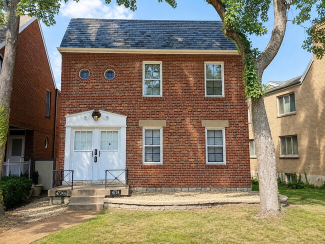 Building Photo - 4734 Locke Ave Unit 2nd fl