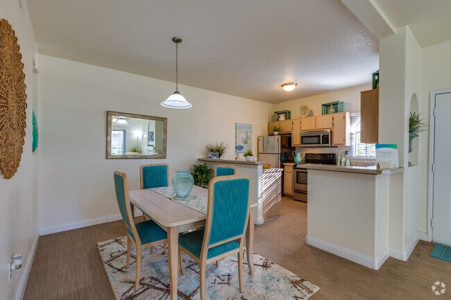 Tahiti; 2 BR, 2 BA - 1,022 SF