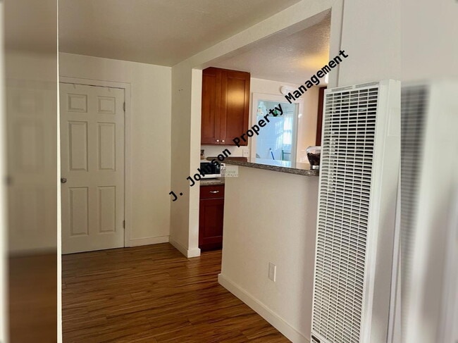 Photo - 1 bed 1 bath MOVE IN READY