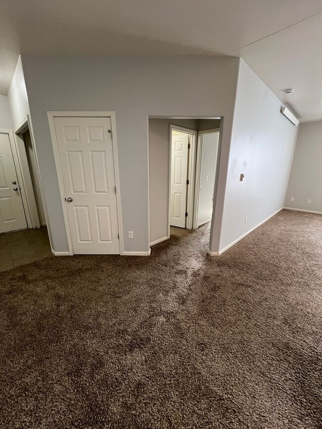 Photo - 1920 Monte Vista Dr Unit 5