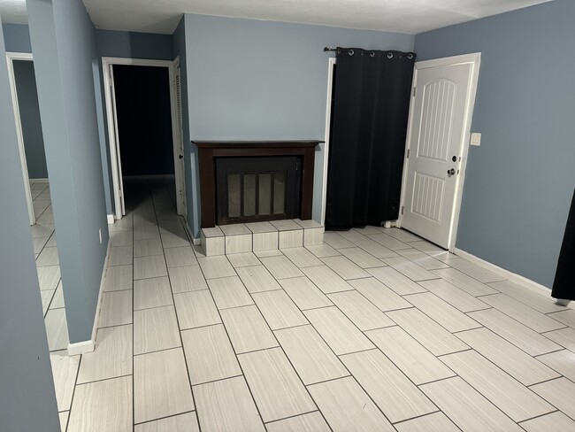 Photo - 1924 Nekoma Ct