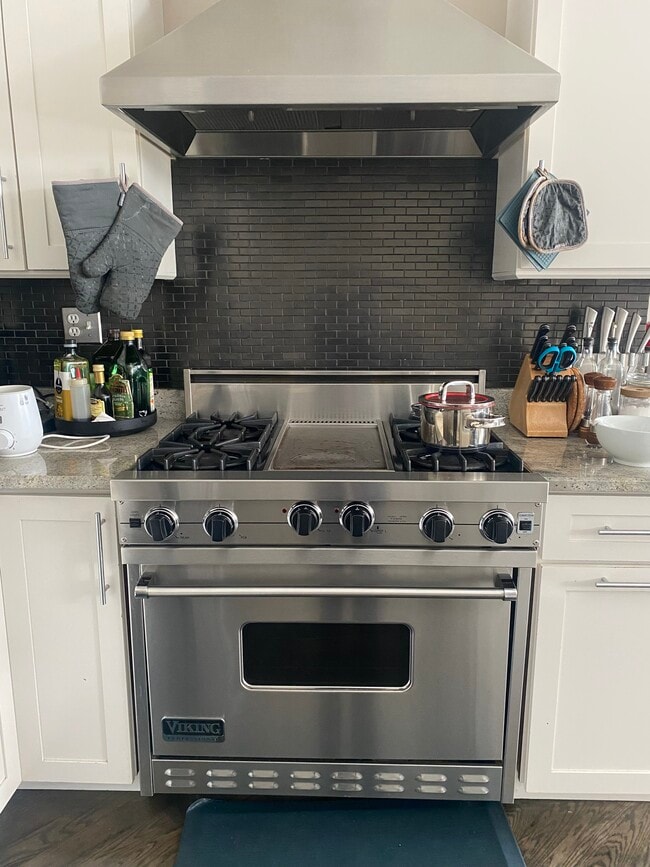 Photo - 1631 N Milwaukee Ave Unidad 2