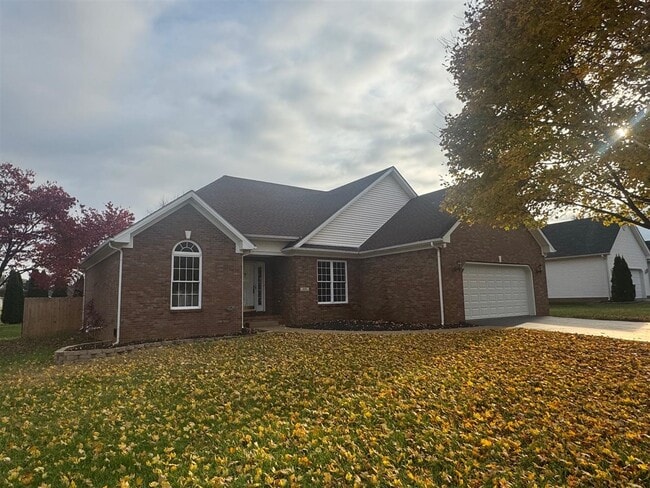 Photo - 640 Masters Way