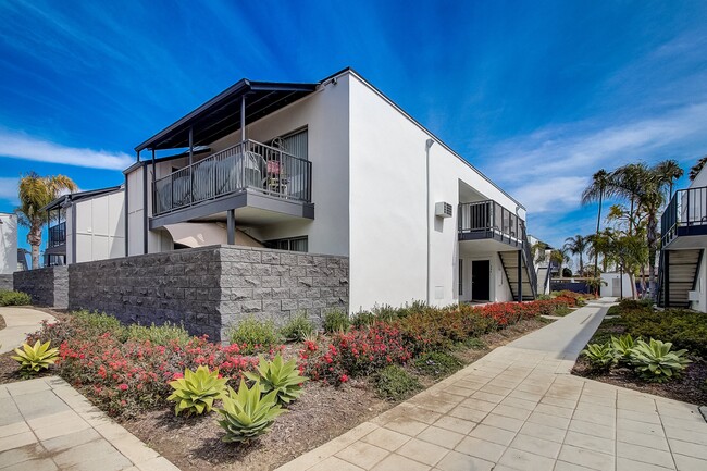 The Californian Apartments- HB
