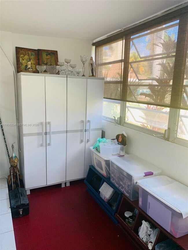 Photo - 1333 Hallandale Beach Blvd Unidad 131