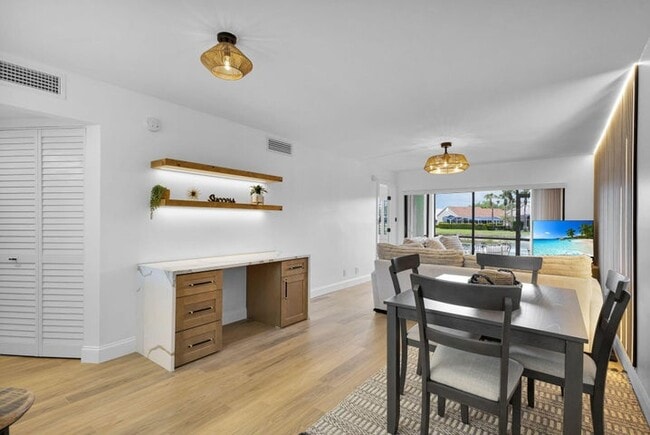 Photo - 12911 Briarlake Dr