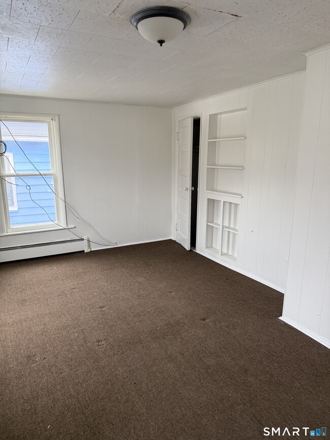 Photo - 33 Pilgrim Ave