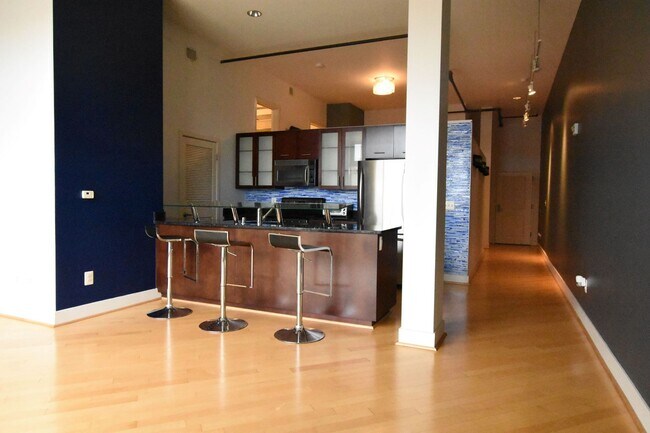 Photo - Unbeatable location, Contemporary 1 BD 1.5 BA Condo in Adams Morgan with PARKING!!